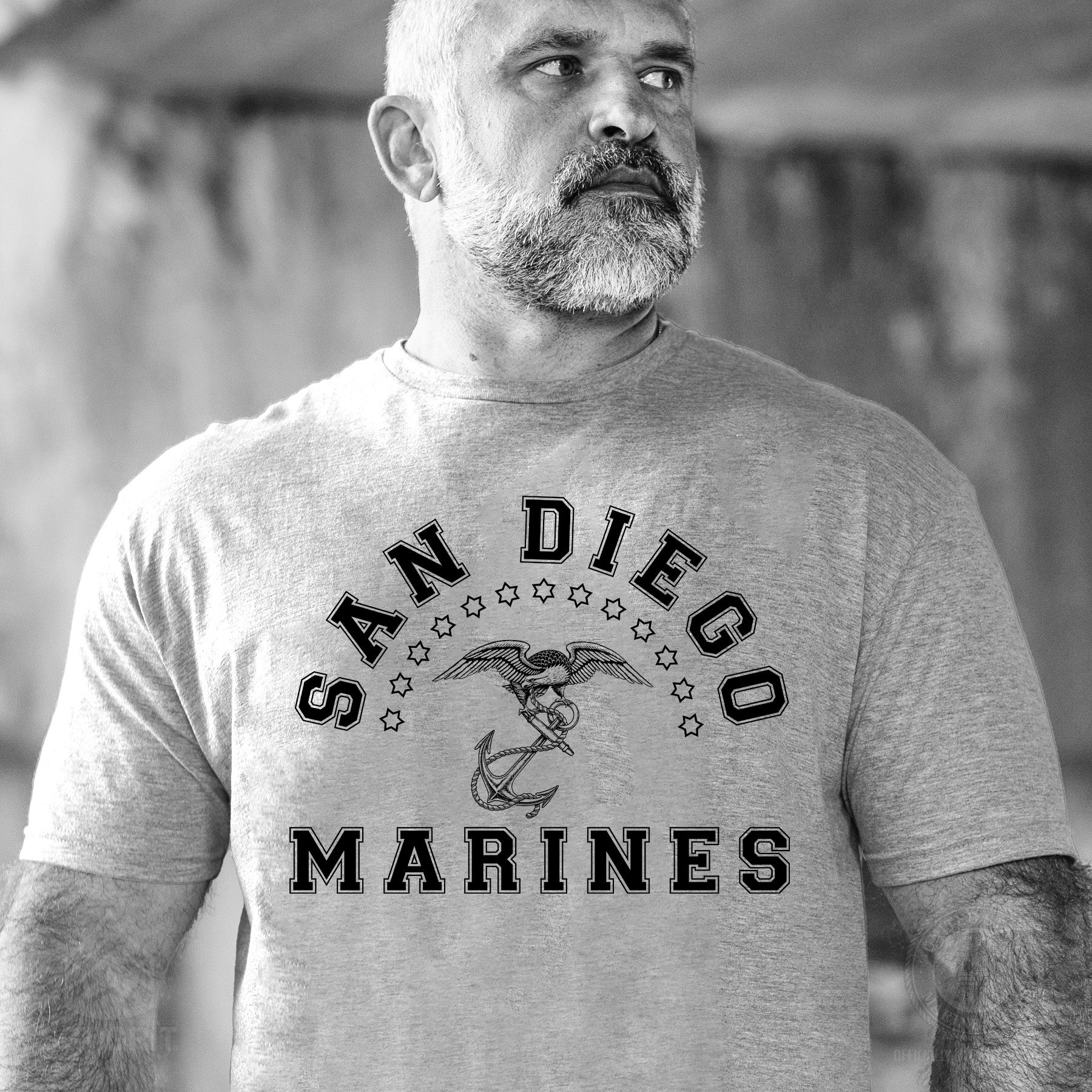 MCRD Vintage Eagle & Anchor T-Shirt - Image 17